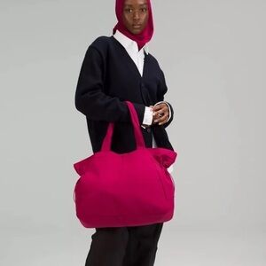 Lululemon Side-Cinch Shopper Bag 18L Pomegranate NWOT